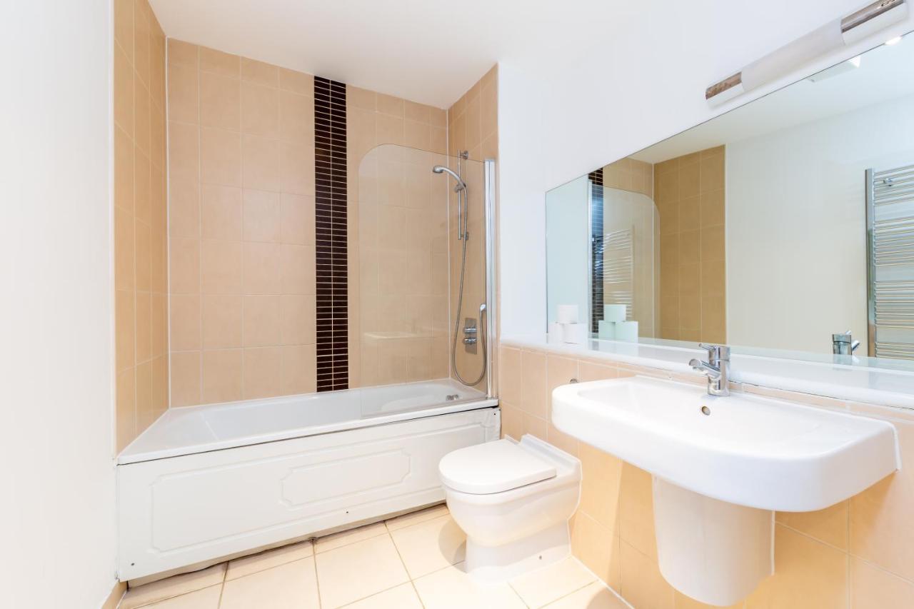 2 Bed Executive Apartment Next To Liverpool Street Free Wifi By City Stay Aparts London Exterior foto